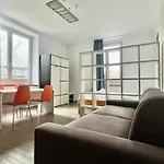 By Lr - Self Check In Λουγκάνο