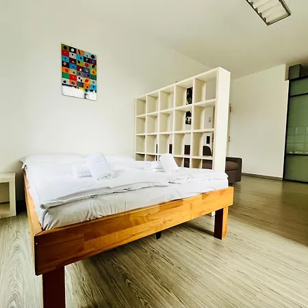 Hotel apartamentowy By Lr - Self Check In Lugano