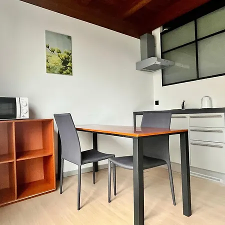 By Lr - Self Check In Лугано