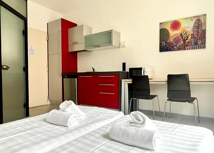 Aparthotel By Lr - Self Check In Lugano