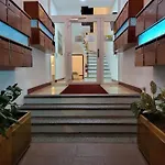 Апарт-готель By Lr - Self Check In Лугано