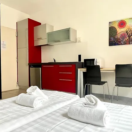 Apart-hotel By Lr - Self Check In Lugano