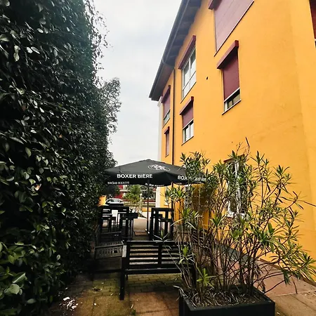 Apart-hotel By Lr - Self Check In