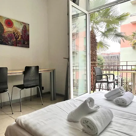 By Lr - Self Check In Lugano