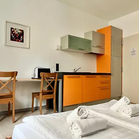 By Lr - Self Check In Hotel apartamentowy 3*